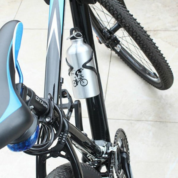 500ml Utomhussport Cykling Bärbar aluminiumlegering dricksvattenflaska kopp Silver