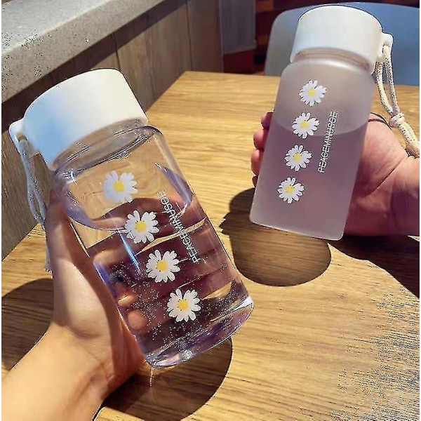 500ml Small Daisy Transparent plast vattenflaskor Bpa Free Creative Frostad vattenflaska med bärbart rep Travel Tea Cup Ns2 Transparent 4 Daisies