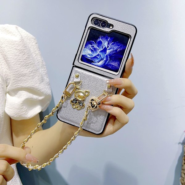 Cute Cartoon Case kompatibelt Samsung Galaxy Z Flip 5 med remarmband, Cute Bear Z Flip 5 Cover Blue