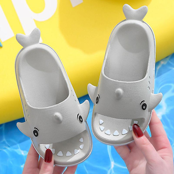 Barn Lätta Tofflor Strand Casual Rygglösa Slides Pojkar Vardagliga Bekväma Seriefigurer Skor Gray EU 26-27