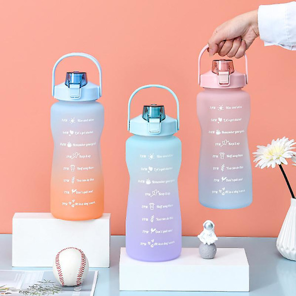 2l Vattenflaska med stor kapacitet Halmkopp Gradient Färg Plast Vattenkoppar med tidsmarkör Utomhus Fitness Sportflaska Green 2L