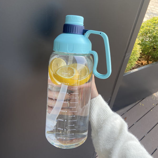 Stor kapacitet vattenkopp plastmugg vattenflaska halmkopp blue