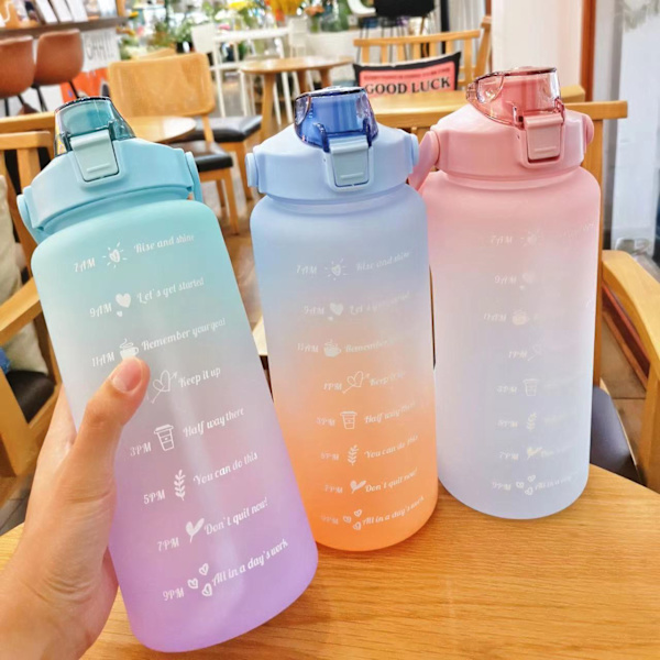 Stor kapacitet vattenkopp sport 2000ml gradient halmkopp blue