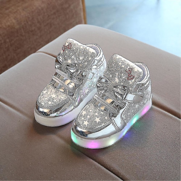 Lysande skor Blinkande andningsbara sneakers Ljusstarka casual skor för barn Silver 26