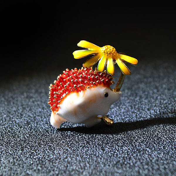 Droppa oljemålad Daisy Hedgehog Corsage Pin Style 1