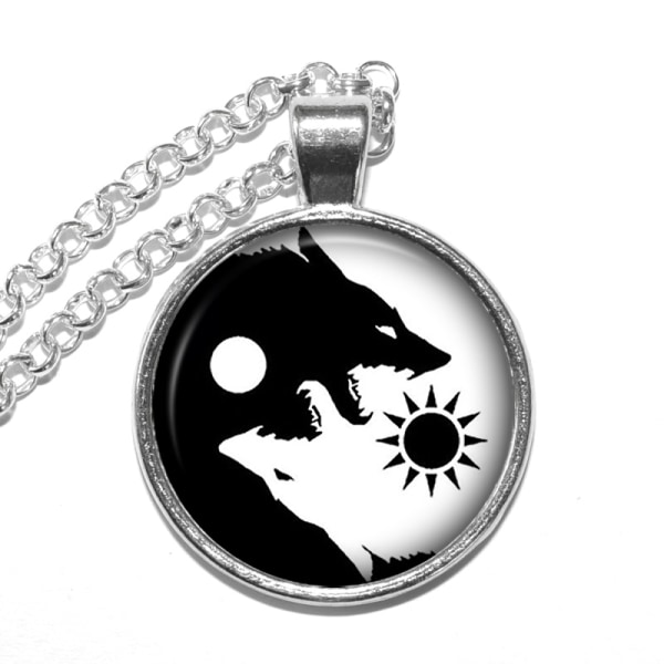 Halsband Nickelfritt Skoll Sköll Hate Ragnarök Yin Yang Sol Måne Silver