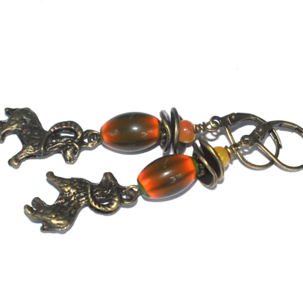 Örhängen Nickelfria Brons Brisyr Stenbock Chevron Glas Brons