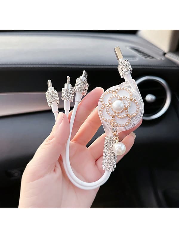 Diamant-Inlagd Billaddare, 3 I 1 Multi-Function Upprullbar Mobiltelefon Datakabel Med 3 Portar Elegant Ballet Data Cable