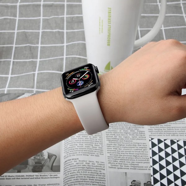 Silikonarmband för Apple Watch-armband 40 mm 49mm 44 mm 45mm 46mm 42mm 41mm 38mm sportarmband iWatch serie 10 9 8 3 SE ultra 2 midnight 42 44 45 mm S-M