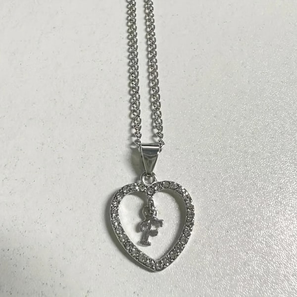 Bohemiskt Hjärta-format Brevhänge Halsband, Bröllopsfestgåva För Män Och Kvinnor, Delikat Gåva För Män Och Kvinnor C