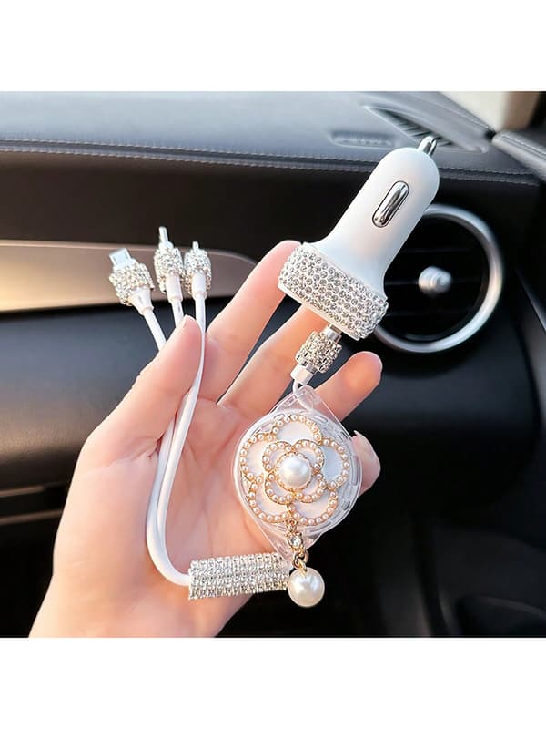 Diamant-Inlagd Billaddare, 3 I 1 Multi-Function Upprullbar Mobiltelefon Datakabel Med 3 Portar Elegant Ballet Data Cable