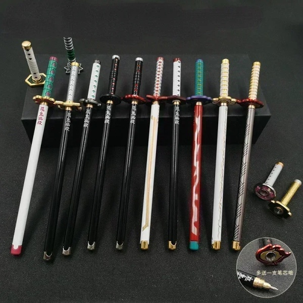 17 stilar Japan Anime Demon Model Gel Pen 0,5 mm Svart Refill Cosplay Prop Kid Student Present SlayerWeapon Sword C-1PCS