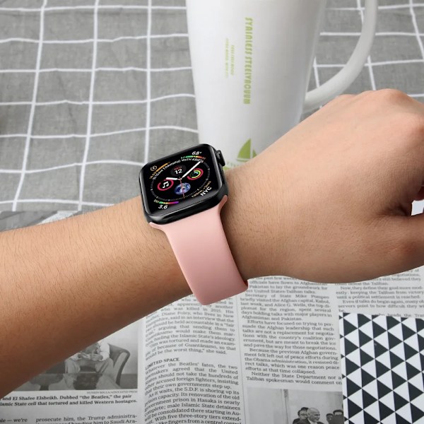 Silikone Rem För Apple Watch Band 44Mm 40Mm 45Mm 41Mm 49Mm 42Mm 38Mm Korpus Armband Iwatch Ultra 2 Serien 7 Se 3 4 5 6 89 Pink 42 44 45 49 mm S-M