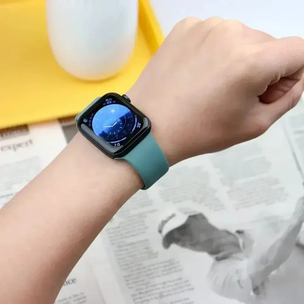 Original Silikonarmband för Apple Watch Band 44mm 38-40 42-46 41-45 46MM 49 mm Armband iwatch Serie 10 9 7 4 5 6 8 SE Ultra 2 3 Coco 38 40 41 s10-42mm-S