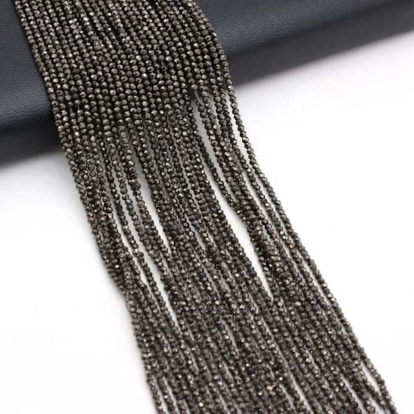 2 mm 2 st/ Set Natursten Spinell Färgglada Små Pärlor Fasettslipade glaspärlor för smyckestillverkning DIY Halsband Armband Tillbehör Black