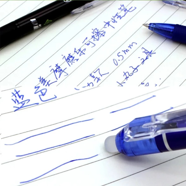 Stor kapacitet Bläck Raderbar Penna 0,5 mm Push Automatisk Gel Pen Tvättbart handtag Magic Raderbara Refill Stavar Längre Skrivskola 4pcs blue pen D