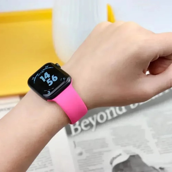 Original Silikonarmband för Apple Watch Band 44mm 38-40 42-46 41-45 46MM 49 mm Armband iwatch Serie 10 9 7 4 5 6 8 SE Ultra 2 3 Antique W 38 40 41 s10-42mm-S