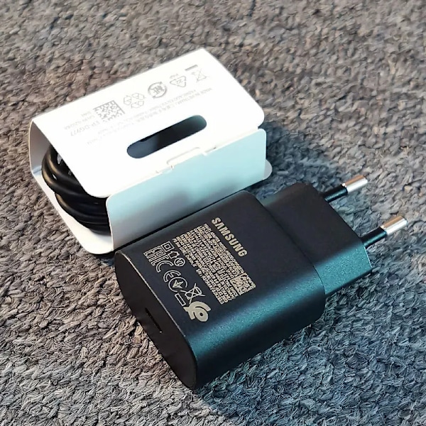 25W Snabbladdare för Samsung A15 A25 A35 A55 A54 M55 A73 Super Snabbladdare Adapter för Galaxy S20 S21 S22 S23 S24 Z Flip Fold 6 5 4 3 Black-Charger Only