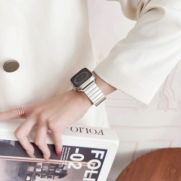 Tyyppi E Apple Watchille 46mm/Ultra 2/Ultra 49mm/9 8 7 45mm/SE (2023) SE (2022) SE 6 5 4 44mm/3 2 Style B