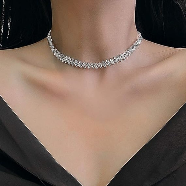 Rhinestone Choker Halsband Silver Diamond Rad Halsband Glittrande Kristall Halsband Kedja Smycken Mode Minimalistisk Fest Bal