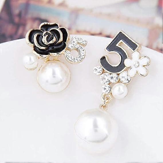Faux imiterede perle hvide sorte blomster dingle dråbe øreringe studs