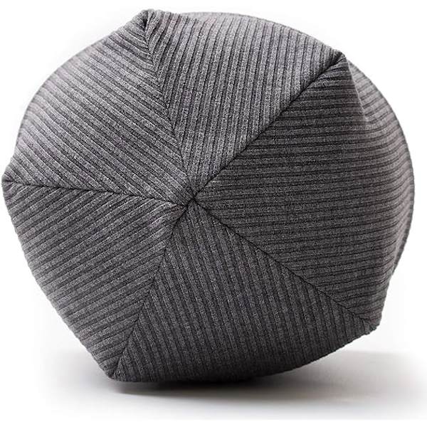 Trendy og stilful hue af kvalitetsstrikket stof, åndbar og elastisk hue
