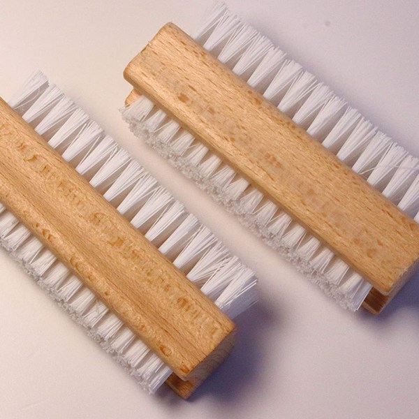 2 delar bambu nagelborste, tvåsidig fast natur trä sisal skurborste för tår och naglar, rengöring av nagelborste