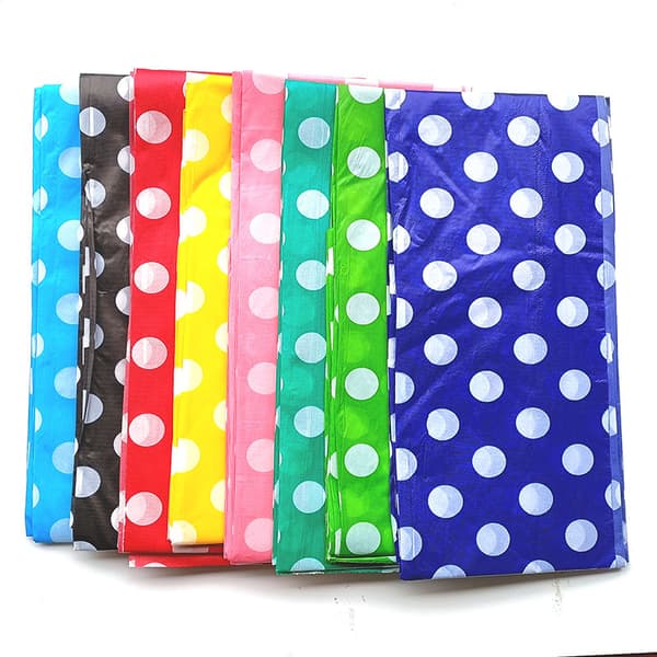 Sæt med 8 farver Rektangulær PVC Voksdug 137*183cm Polka Dot