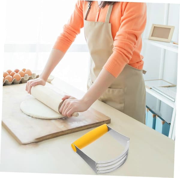 Deigskrape i rustfritt stål med ergonomisk grep for baking og matlaging