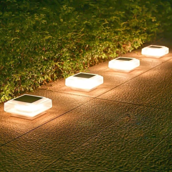 1/2/4 stk. Solcellelamper til Hegnspæle, Varmhvid LED, Udendørsbelysning til Have & Terrasse 4 stk. 4 pcs