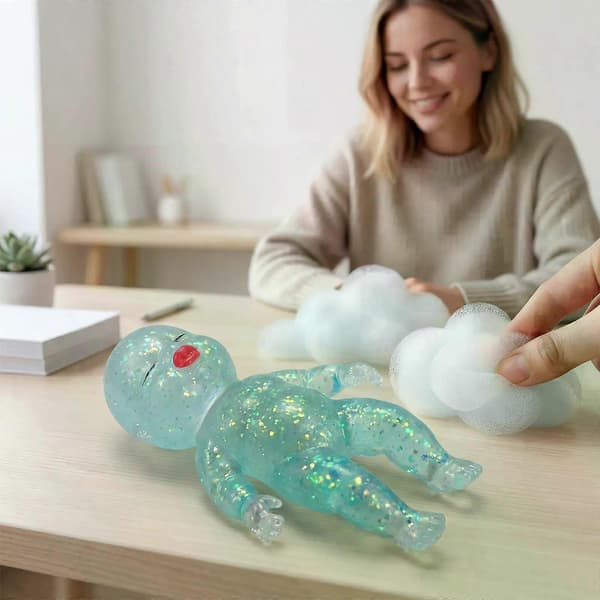 Cyan Glitter Squishy Babylegetøj, Langsomt Stigende Formbart Blødt Fidgetlegetøj til Stress- og Angstdæmpning, Sødt Sensorisk Skrivebordstilbehør til Voksne og Børn 1PCS