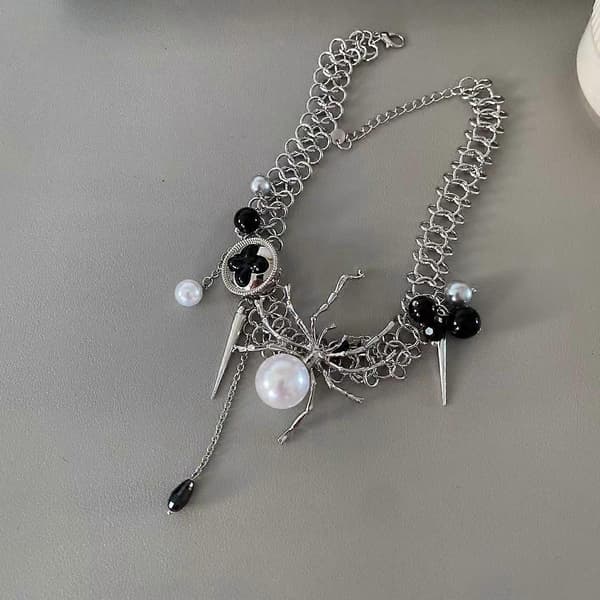 Retro spindelknapphalsband med överdriven design choker