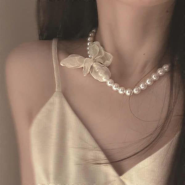 Fransk vintage perle chiffon blomsterkjede