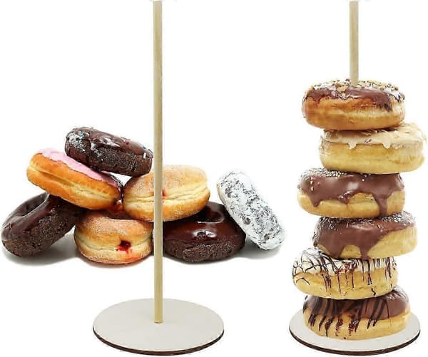 4-delt rund smultringstativ i tre for dessertutstilling