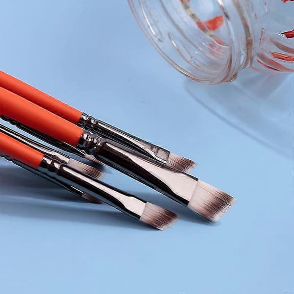 Makeup begynders første sæt makeupbørster: øjenbrynsmakeup, øjenmakeup og konturbørster