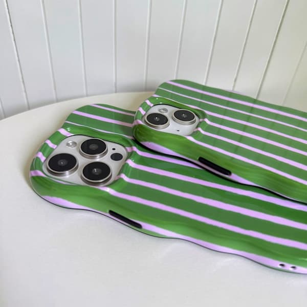 For iPhone 16 Pro Case Striped Cute Aesthetic Stylish Trendy Wavy Protective Phone Case Durable Shockproof - Green