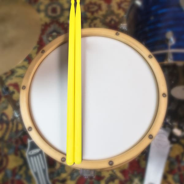 5 farver Holdbare nylon trommestikker, dråbeformede, trommesæt, musiktilbehør, instrument