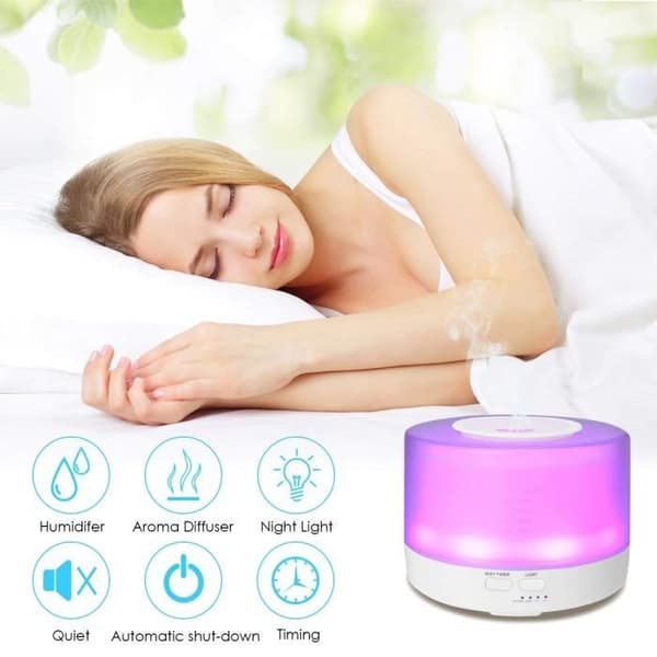 700 ml ultralyds aroma diffuser med 7 LED lysfarver, ideel til hjemmet, kontoret og spaen.