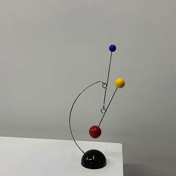 Skrivebordsmobiler Skrivebordsbalanse Enhet Dynamisk Skulptur Dekor Ins Nisje Kunstdekorasjon-1