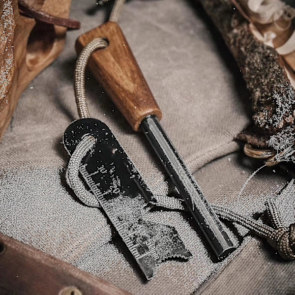 Tulitikku Thick Bushcraft Fire Steel - käsityönä valmistettu puinen kahva - 12 000 - 20 000 iskua - Perinteinen selviytymisferrotikku | Kaulahihna (ruskea)