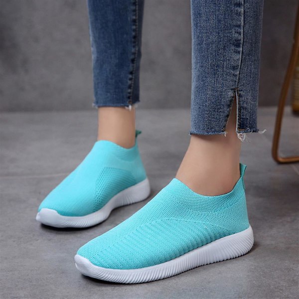 Mordely Womens Sport Mesh Andas Slip On Flat Outdoor Sneakers Skor Sky Blue 35