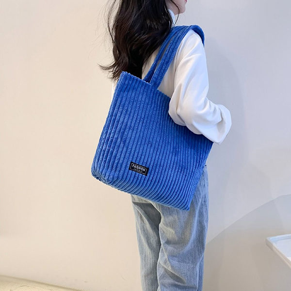 Axelremsväska i canvas Crossbody-väska SVART black