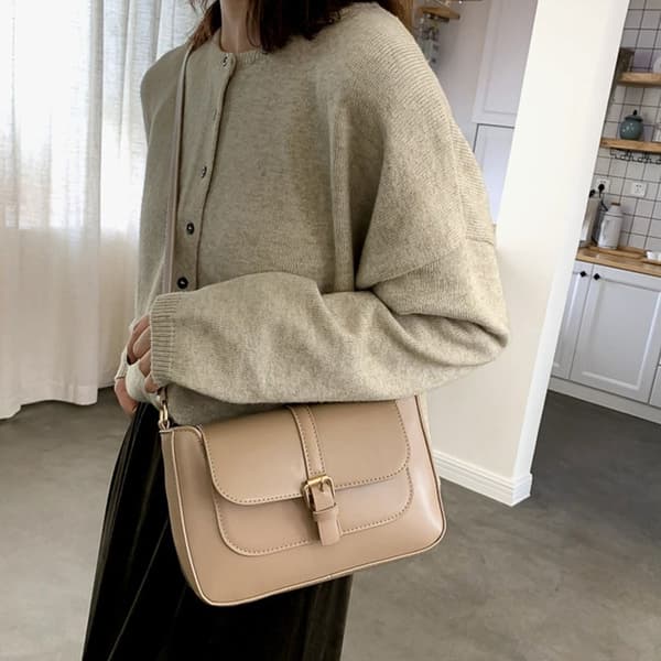Fyrkantig väska Axelväska KHAKI khaki