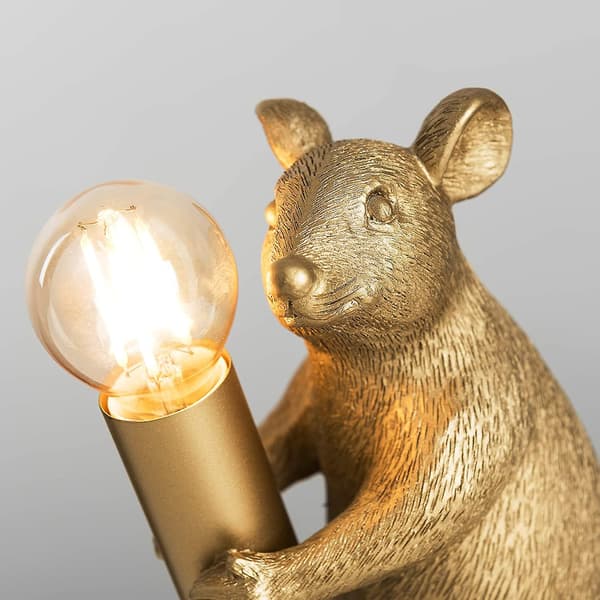 Modern metallisk guldmålad bordslampa för råttdesign
