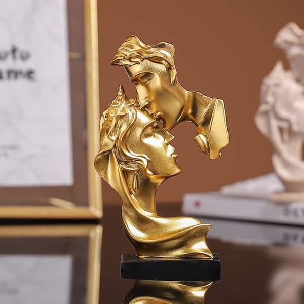 Mordely Lovers Staty Kyssande hållning GULD GULD Gold