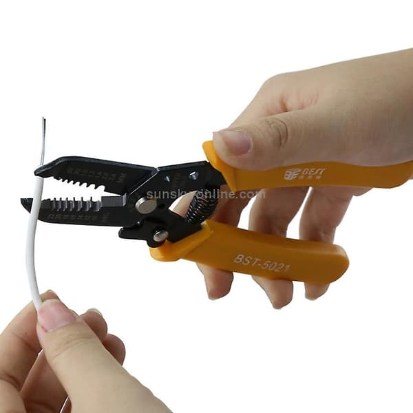 Mordely 0.6 ~ 2.6mm Portable Cable Stripper