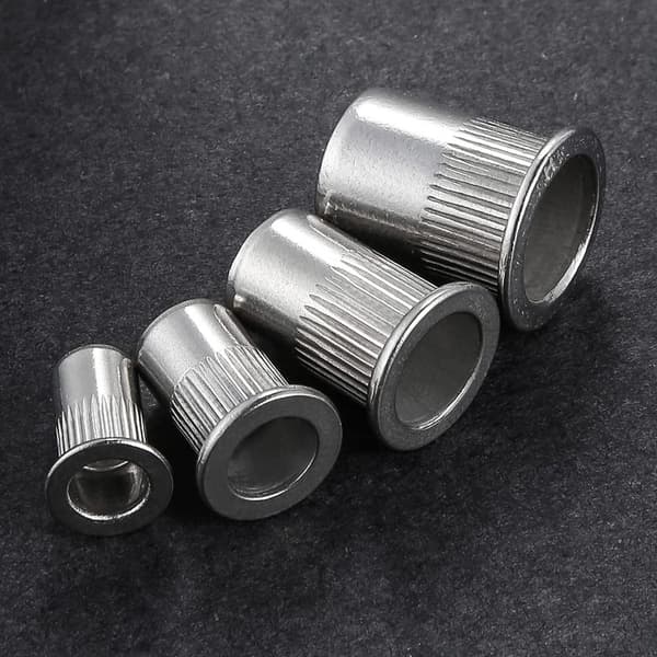 Mordely 100 Styck Nitmutter Flat Head Rivnut Insatsmutter
