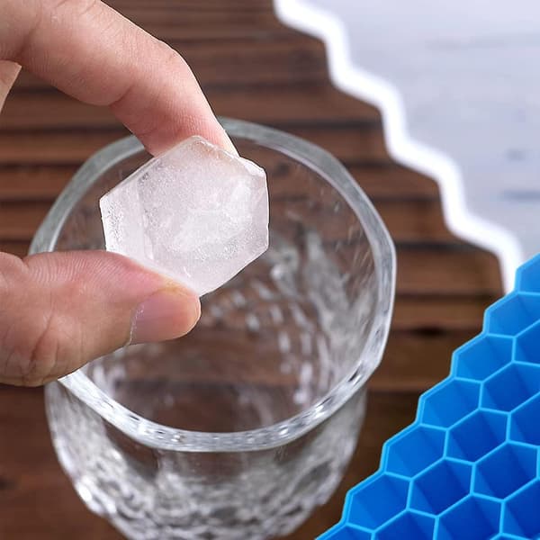 2023 Premium Ice Cube Trays, Silicone Ice Cube Molds With Sealing Lid, 74-ice Trays, Reusable, Safe Hexagonal Ice Cube Molds