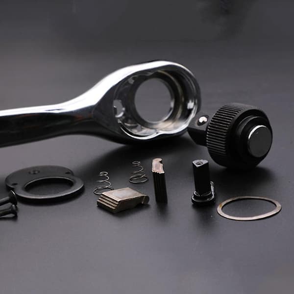 Quick Release Socket Wrench Curved Handle Ratchet Wrench, Size: M