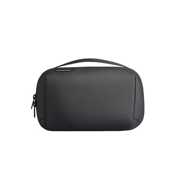 Kosmetikväska Tech Pouch SVART Black
